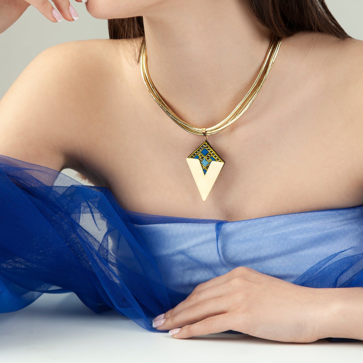 ANAHITA NECKLACE