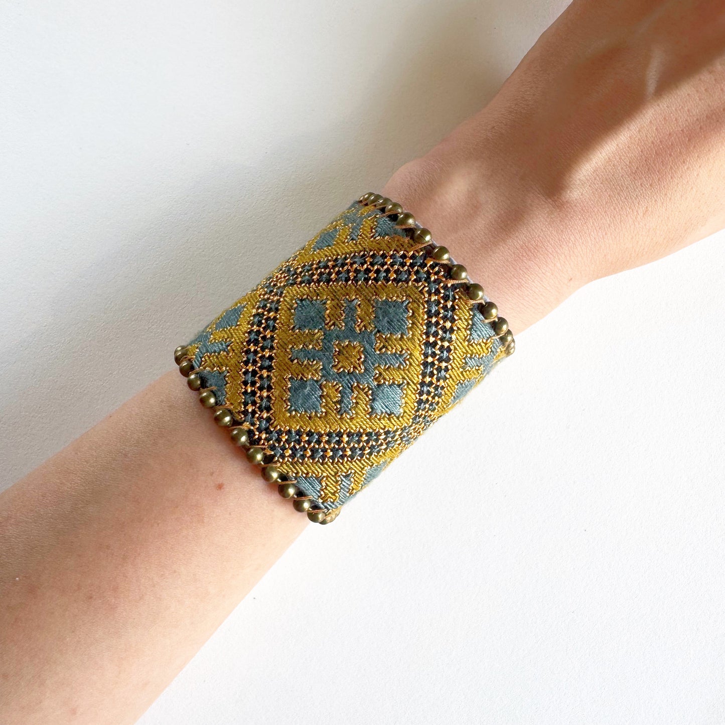 LOTUS BRACELET
