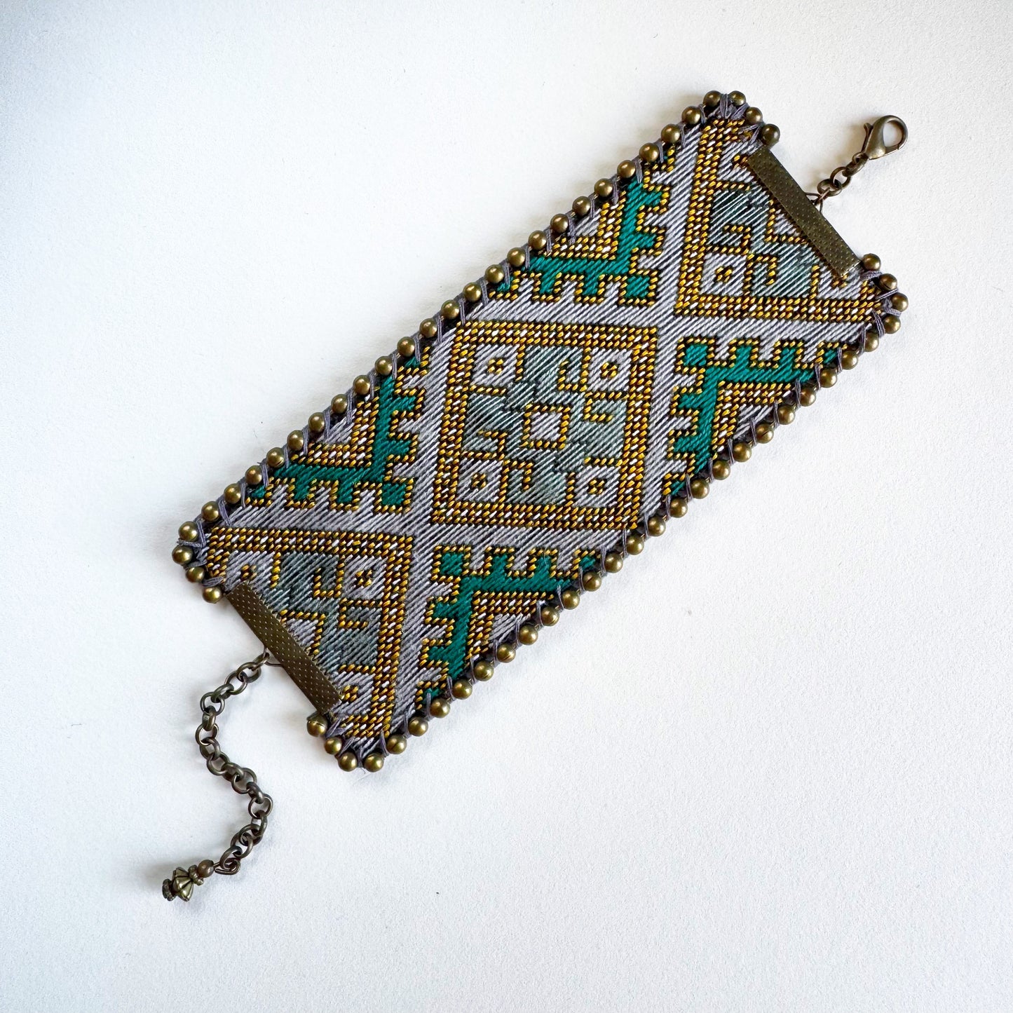 KHIAL BRACLET